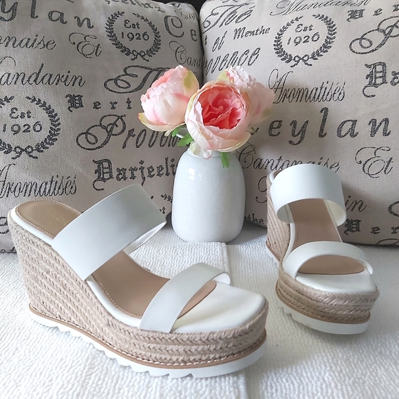 Aldo Shoes - Aldo Agraerith women's white leather wedge espadrilles heeled platform sandals 9